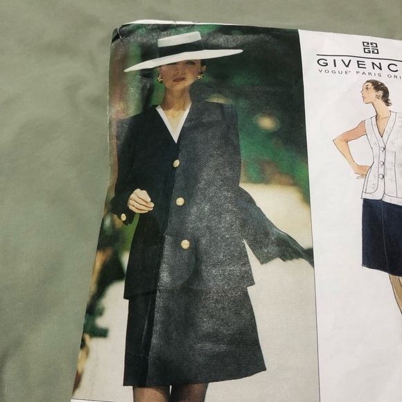 Rare Vogue pattern 1735- Givenchy original- jacket- vest pencil skirt- advanced. - Picture 2 of 9